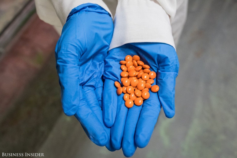 En la fábrica de M&M: cómo producir dulces que se derriten en la boca, no en las manos
