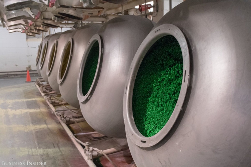 En la fábrica de M&M: cómo producir dulces que se derriten en la boca, no en las manos