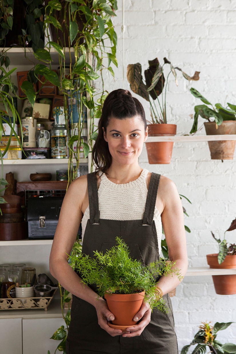 En la jungla urbana: una modelo de Nueva York cultiva más de 500 plantas en un apartamento