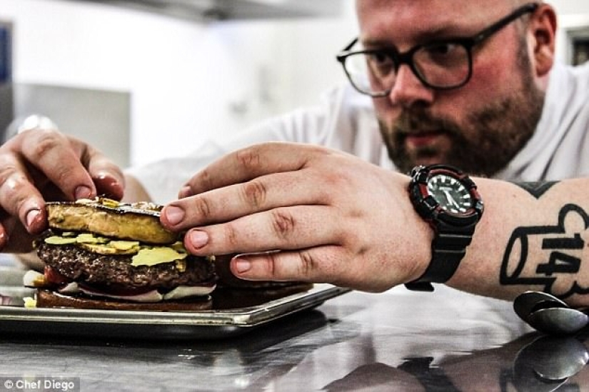 En los Países Bajos, se creó la hamburguesa más cara del mundo a un precio de 131 mil rublos