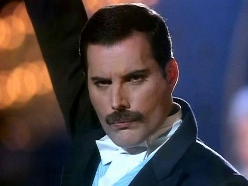 En memoria de Freddie Mercury