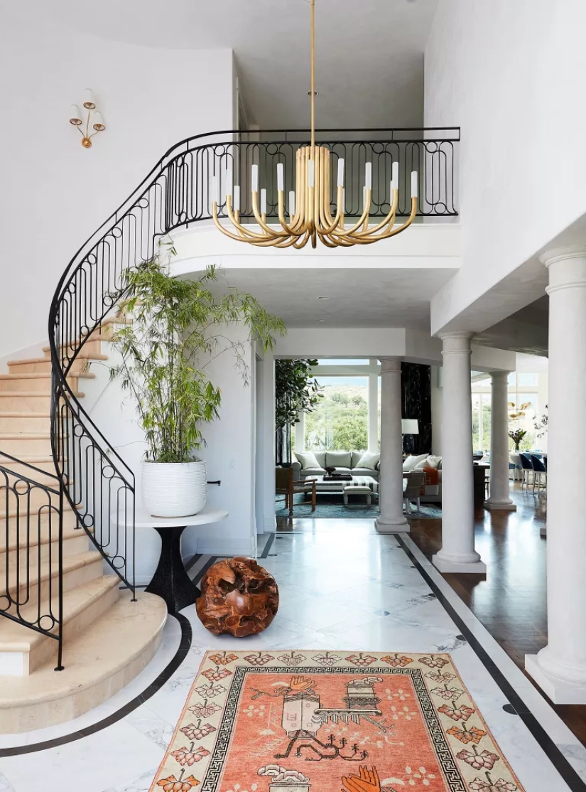 Entryway trends – the 7 looks designers predict will reign supreme in 2024, and we agree