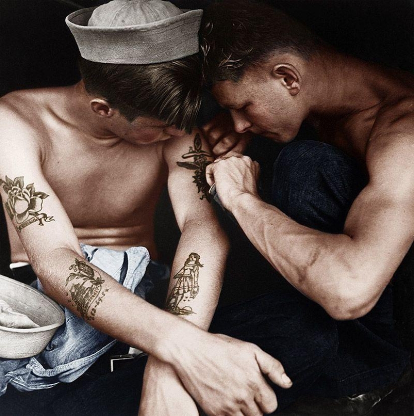 Epochal retro photos in color