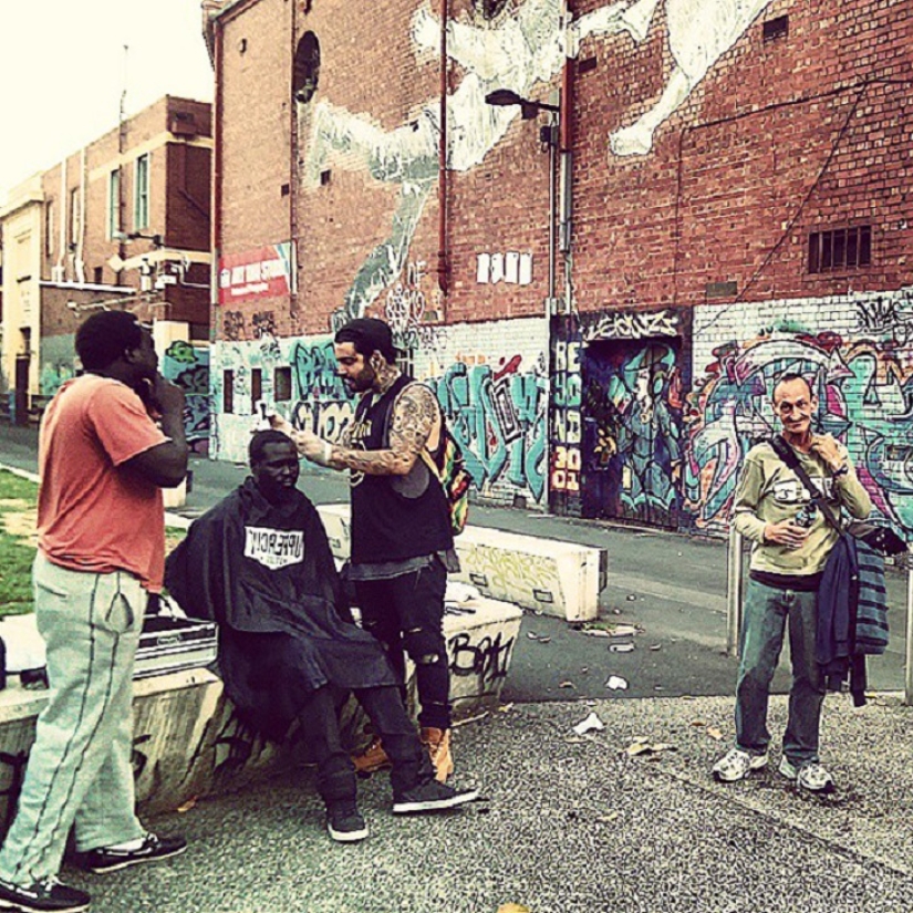 Érase una vez un barbero, no se puede encontrar una persona más amable en la tierra Érase una vez un barbero, no se puede encontrar una persona más amable en la tierra