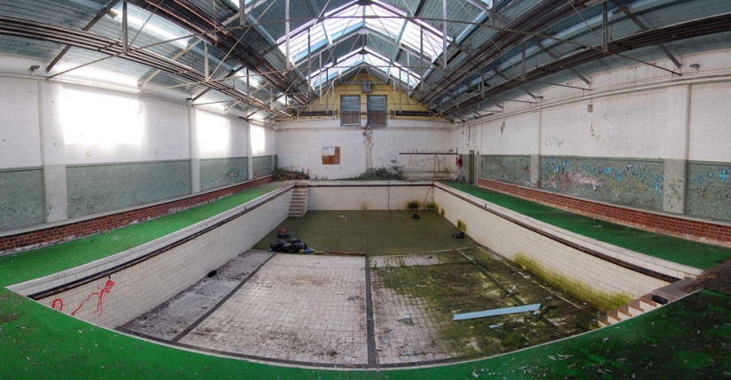 Escuelas y universidades abandonadas en todo el mundo Escuelas y universidades abandonadas en todo el mundo