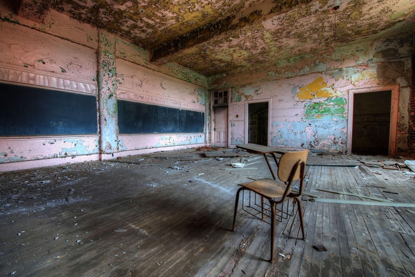 Escuelas y universidades abandonadas en todo el mundo Escuelas y universidades abandonadas en todo el mundo