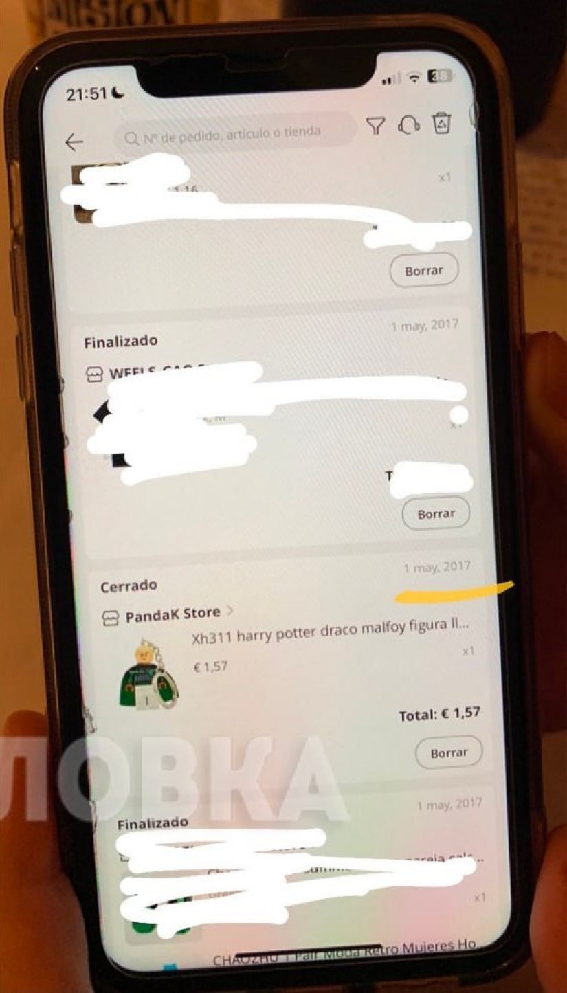 Español recibe mercancía de AliExpress después de 6 años Español recibe mercancía de AliExpress después de 6 años