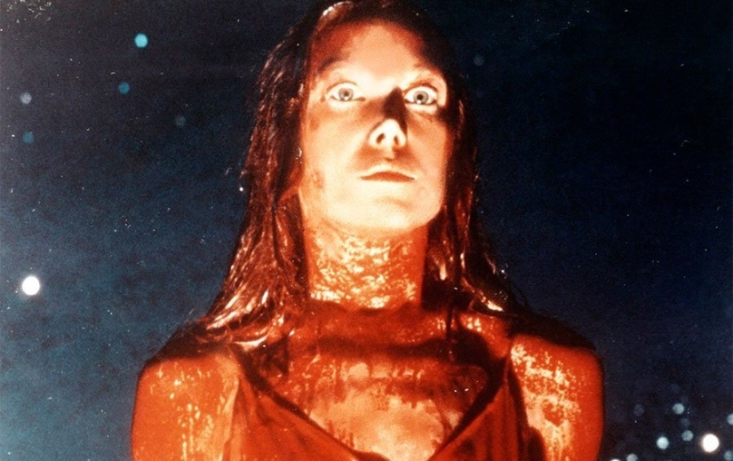 Especially dangerous: 9 of the most beautiful killer girls in the movie Especially dangerous: 9 of the most beautiful killer girls in the movie