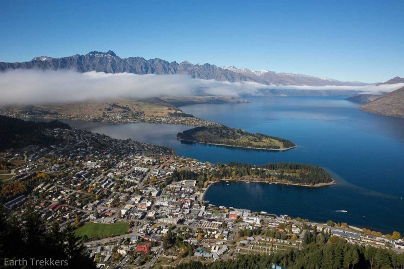 Esta familia vendió su casa y autos para viajar alrededor del mundo. Esta familia vendió su casa y autos para viajar alrededor del mundo.