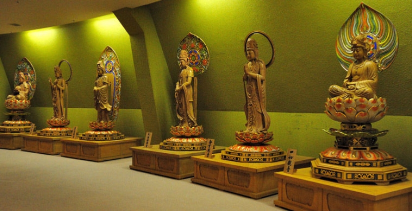 estatuas desde adentro