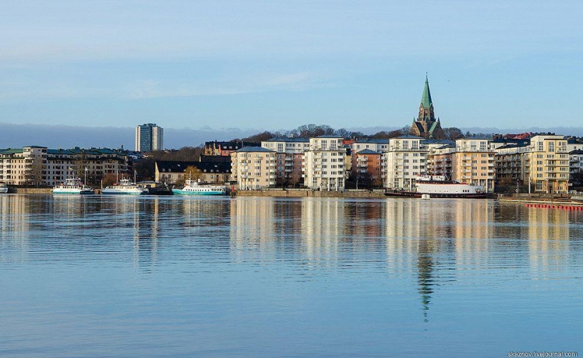 Estocolmo. Hammarby Sjöstad: un barrio ecológico en el sitio de una zona industrial abandonada Estocolmo. Hammarby Sjöstad: un barrio ecológico en el sitio de una zona industrial abandonada