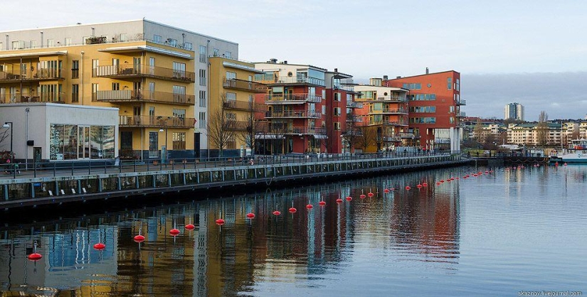 Estocolmo. Hammarby Sjöstad: un barrio ecológico en el sitio de una zona industrial abandonada Estocolmo. Hammarby Sjöstad: un barrio ecológico en el sitio de una zona industrial abandonada