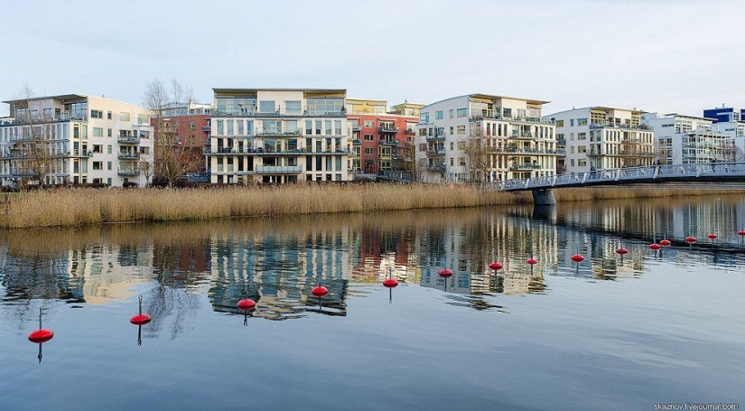 Estocolmo. Hammarby Sjöstad: un barrio ecológico en el sitio de una zona industrial abandonada Estocolmo. Hammarby Sjöstad: un barrio ecológico en el sitio de una zona industrial abandonada