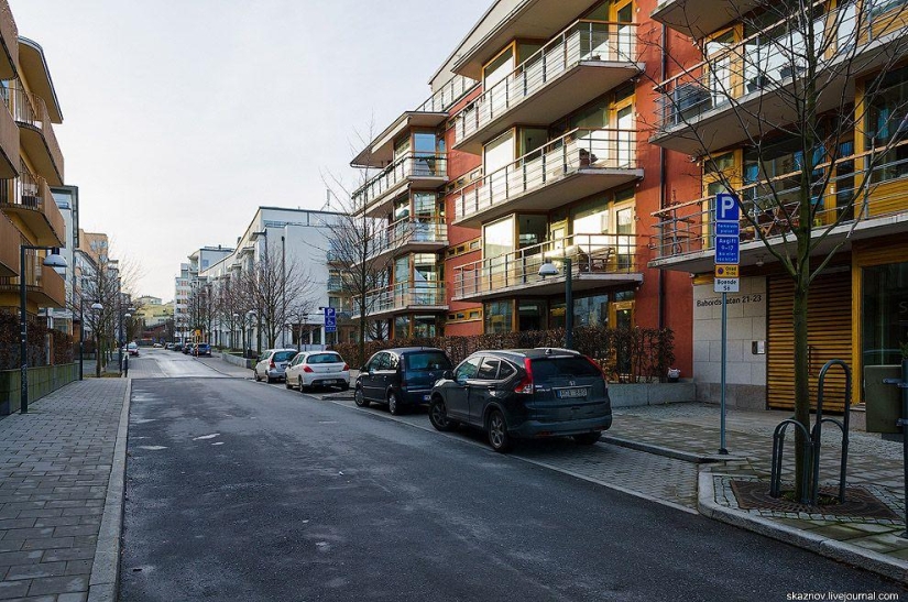 Estocolmo. Hammarby Sjöstad: un barrio ecológico en el sitio de una zona industrial abandonada Estocolmo. Hammarby Sjöstad: un barrio ecológico en el sitio de una zona industrial abandonada
