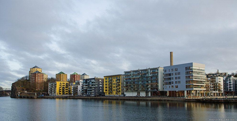 Estocolmo. Hammarby Sjöstad: un barrio ecológico en el sitio de una zona industrial abandonada Estocolmo. Hammarby Sjöstad: un barrio ecológico en el sitio de una zona industrial abandonada