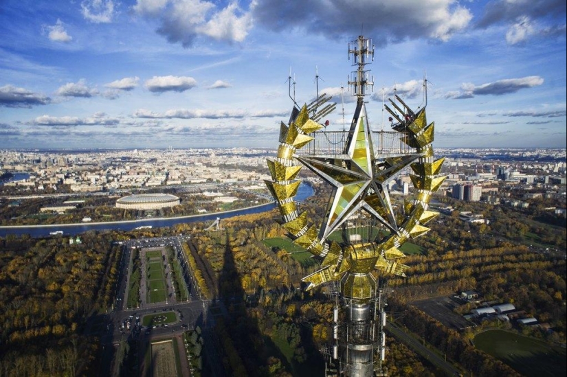 Estrellas de los rascacielos de Stalin que nunca has visto