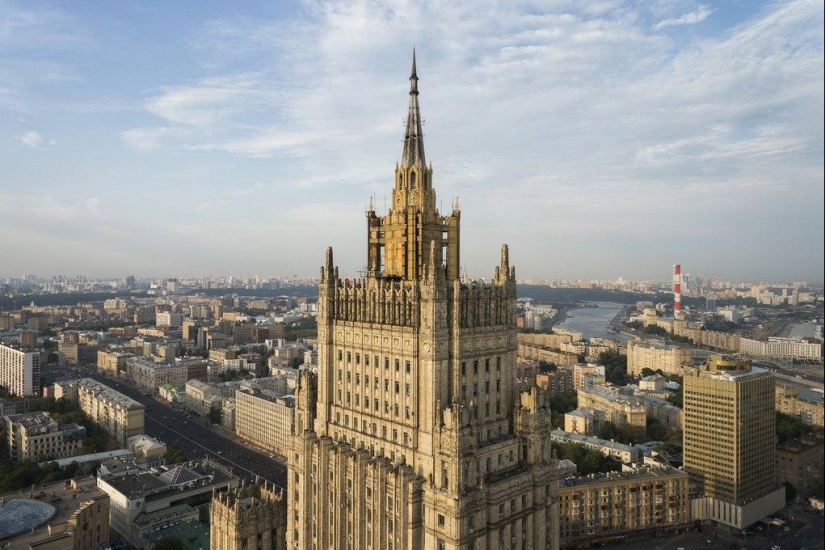 Estrellas de los rascacielos de Stalin que nunca has visto