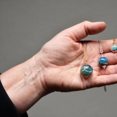 Eternal memory: the artist creates memorial beads from the ashes of the dead people