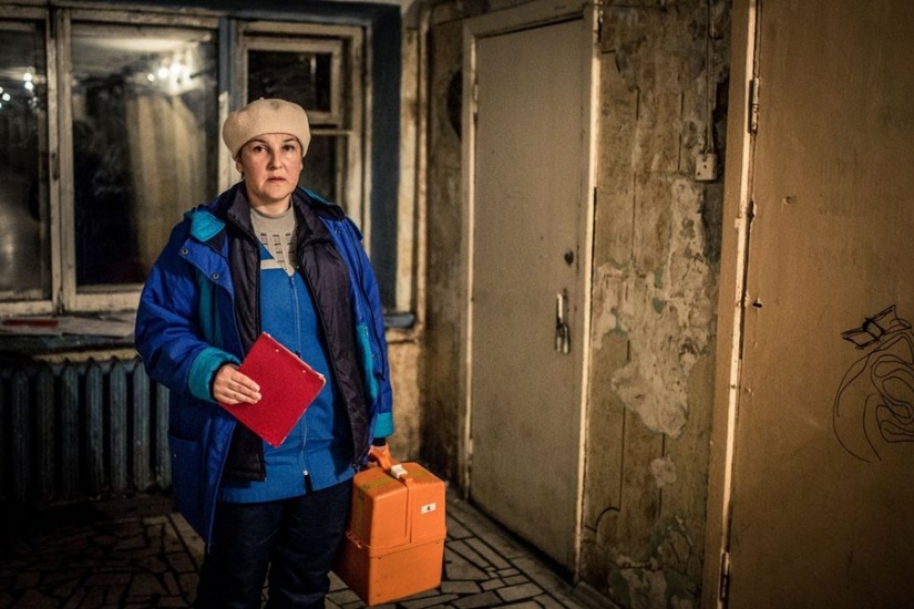 Everyday life of ambulance workers: to change as to war