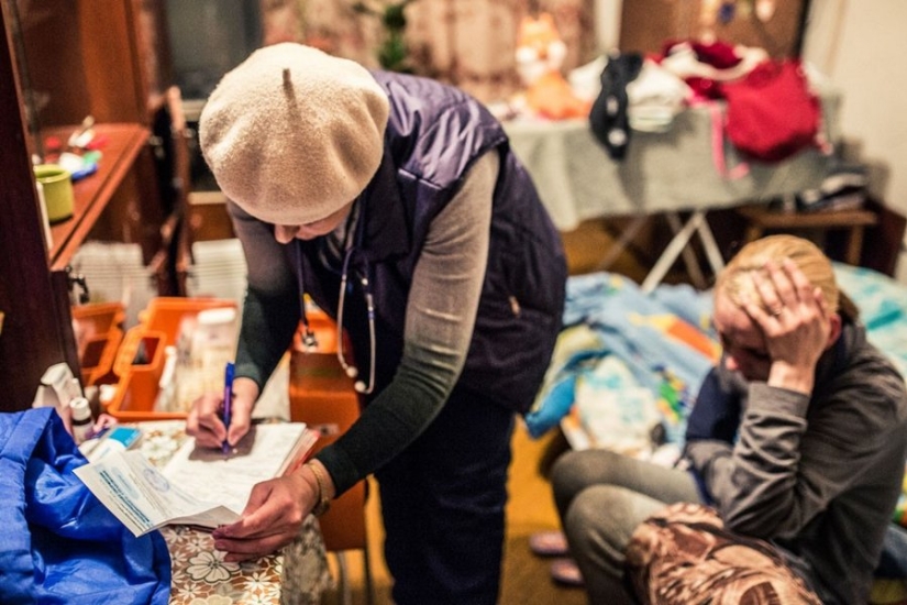 Everyday life of ambulance workers: to change as to war