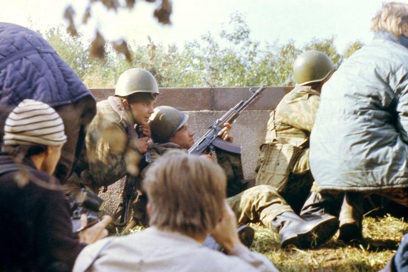 Execution of the House of Soviets on October 4, 1993