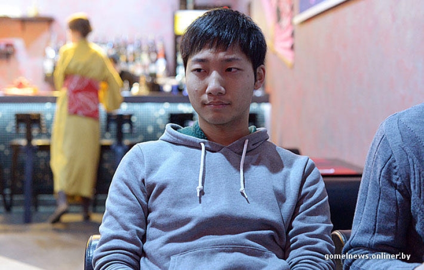 Experiment: a real Japanese tried real Gomel sushi
