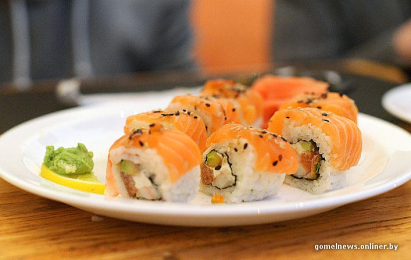 Experimento: un verdadero japonés probó el verdadero sushi Gomel