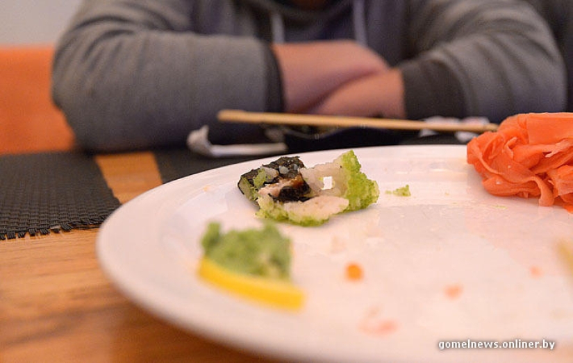 Experimento: un verdadero japonés probó el verdadero sushi Gomel