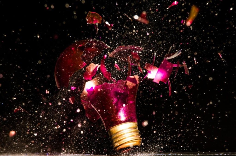&quot;Exploding light bulbs as a sedative&quot;: a recipe from John Smith