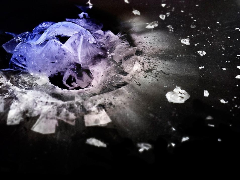 Explosión de galaxias: cómo una bala rompe el vidrio orgánico