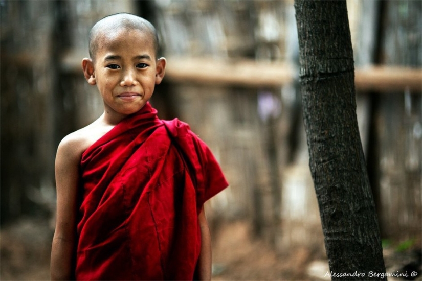 Expressive and colorful portraits from different parts of the world Expressive and colorful portraits from different parts of the world