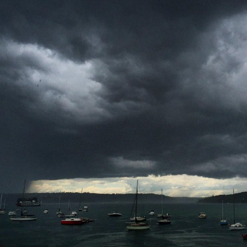 Extraña nube de tsunami sobre Sydney Extraña nube de tsunami sobre Sydney