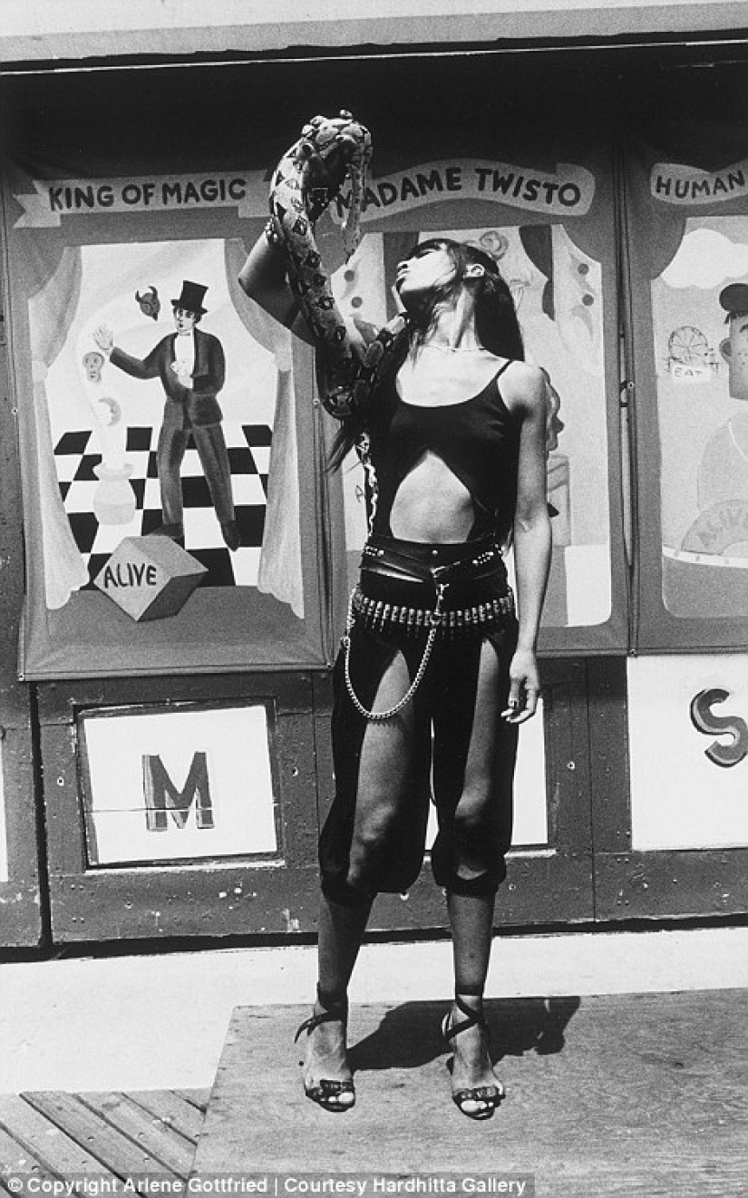 Extraños personajes de Nueva York en la lente de Arlene Gottfried desde la década de 1970 hasta la actualidad