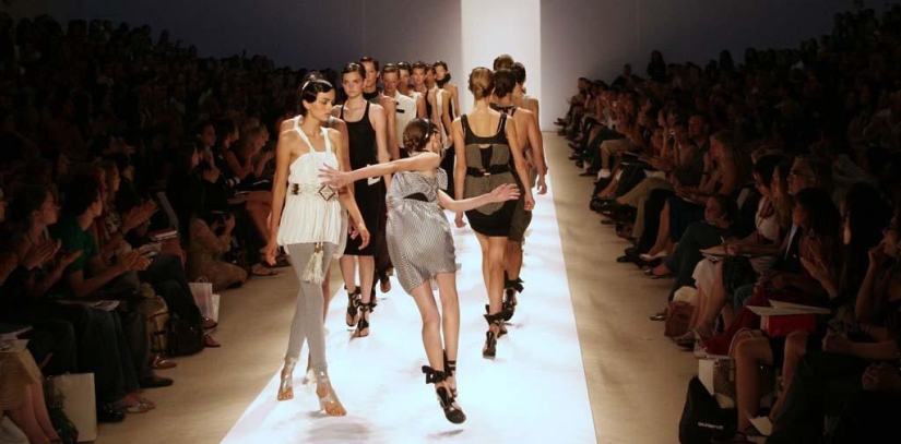 Falling Models