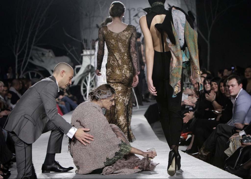 Falling Models