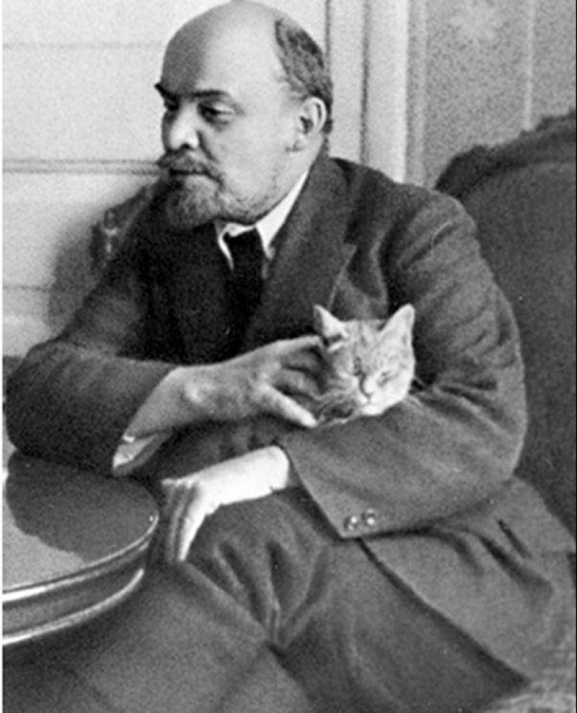Famous politicians and their four-legged pets Famous politicians and their four-legged pets