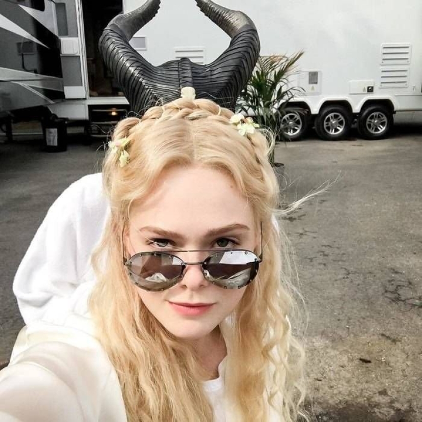 Fans weren't supposed to see: 12+ epic shots from the set