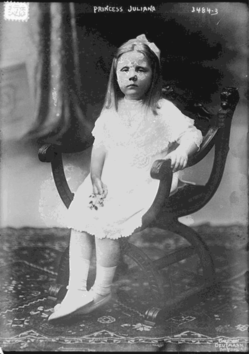 Fascinating and frightening "live photos" from the archives Fascinating and frightening "live photos" from the archives