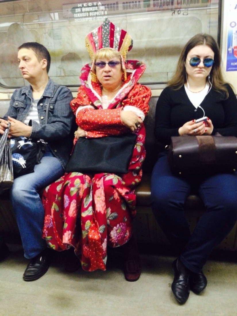 Fashionable people of the Moscow metro