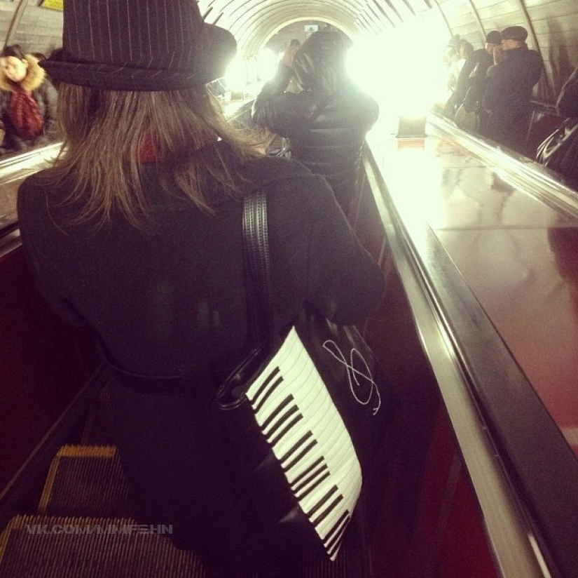 Fashionable people of the Moscow metro