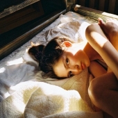 Female nature in its original form - sincere emotions in the works of Marat Safin