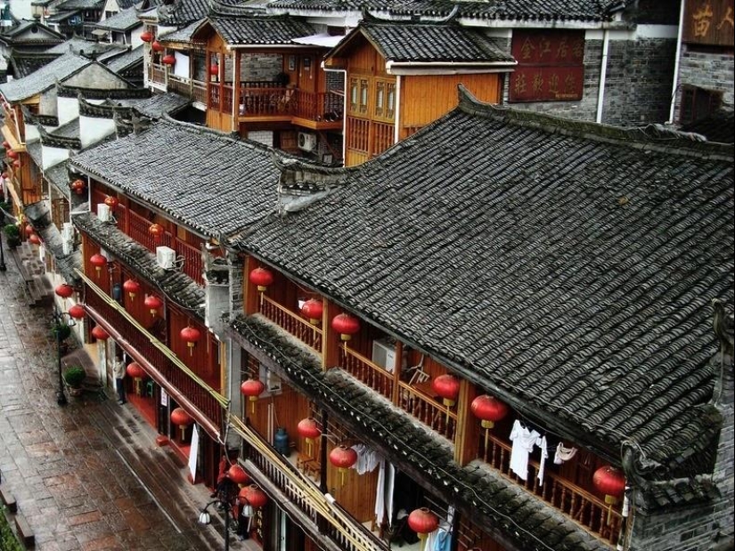 Fenghuang es una de las ciudades más bellas de China