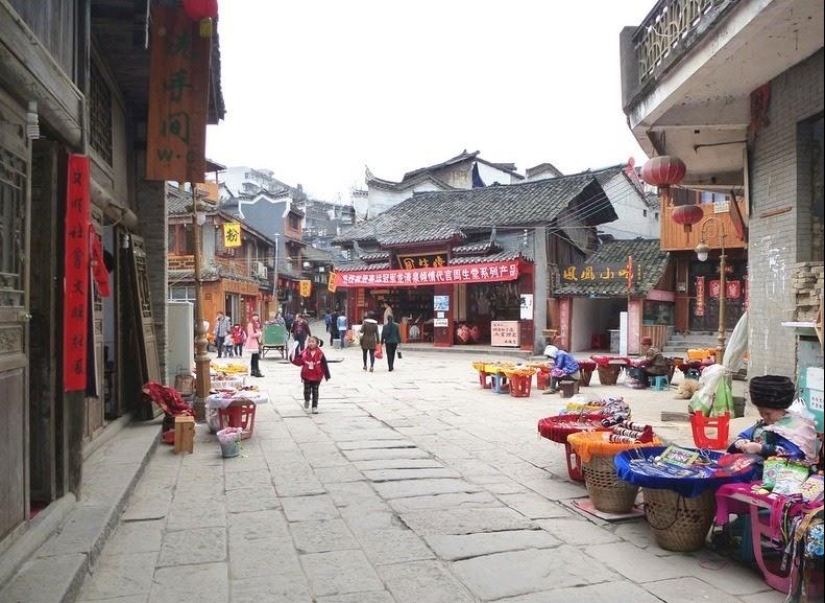 Fenghuang es una de las ciudades más bellas de China