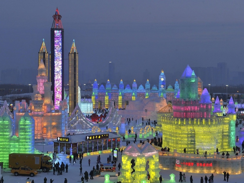 Festival Internacional de Hielo y Nieve de Harbin 2015 Festival Internacional de Hielo y Nieve de Harbin 2015