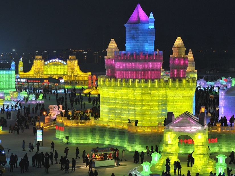 Festival Internacional de Hielo y Nieve de Harbin 2015 Festival Internacional de Hielo y Nieve de Harbin 2015