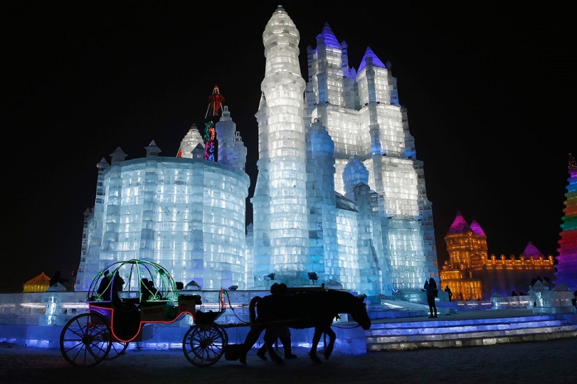 Festival Internacional de Hielo y Nieve de Harbin 2015 Festival Internacional de Hielo y Nieve de Harbin 2015
