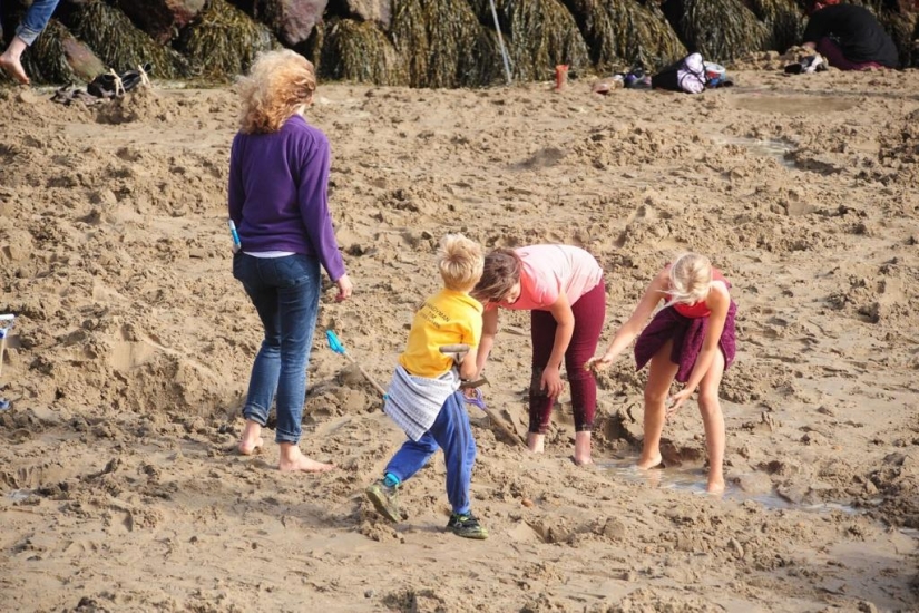 Fiebre del Oro Británica en la playa de Folkestone Fiebre del Oro Británica en la playa de Folkestone