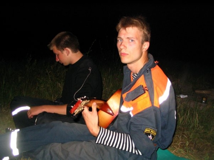 Firefighter Pyotr Stankevich sacrificed his life to save six people Firefighter Pyotr Stankevich sacrificed his life to save six people