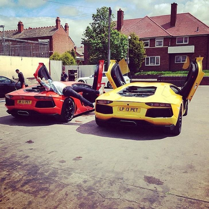 Flota de superdeportivos de 19 años