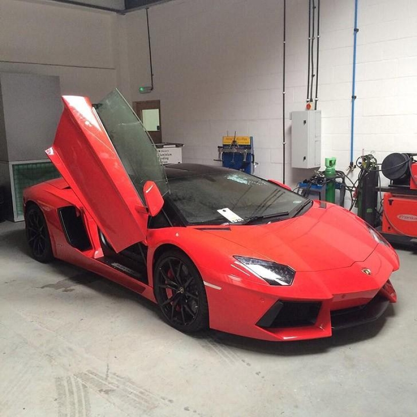 Flota de superdeportivos de 19 años